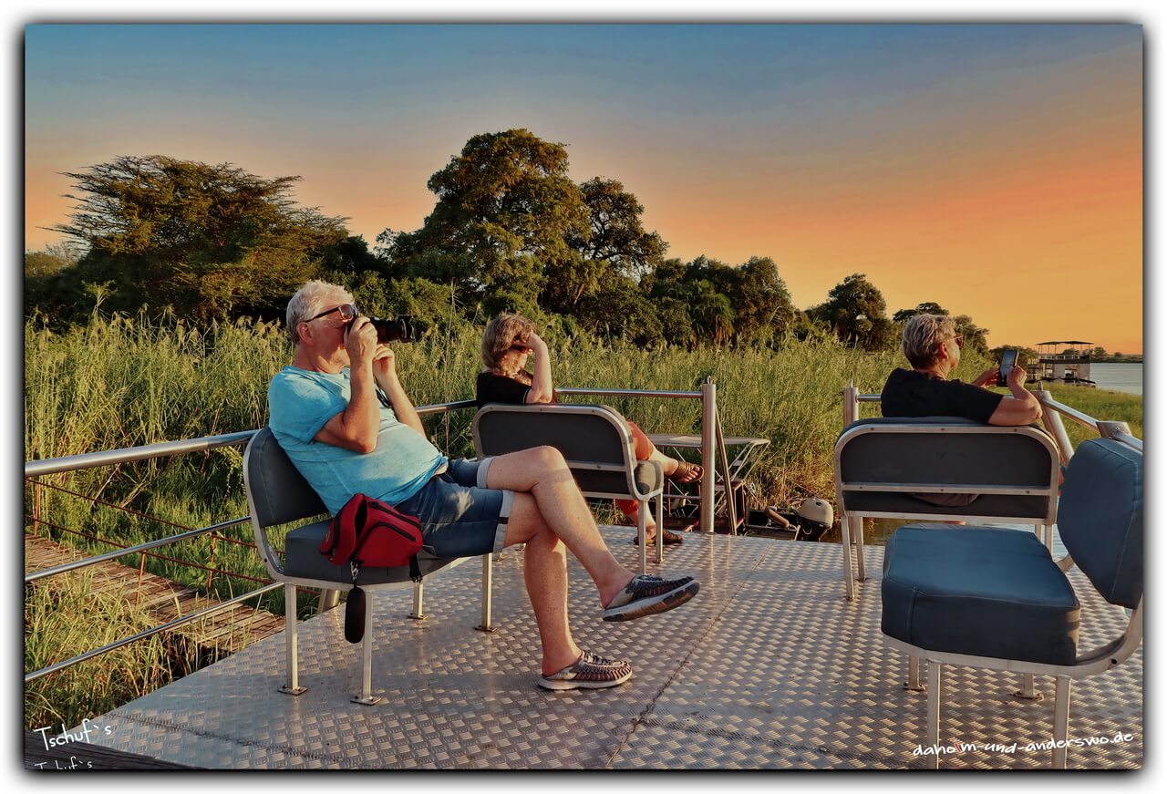chobe river-sundowner-botswana 02