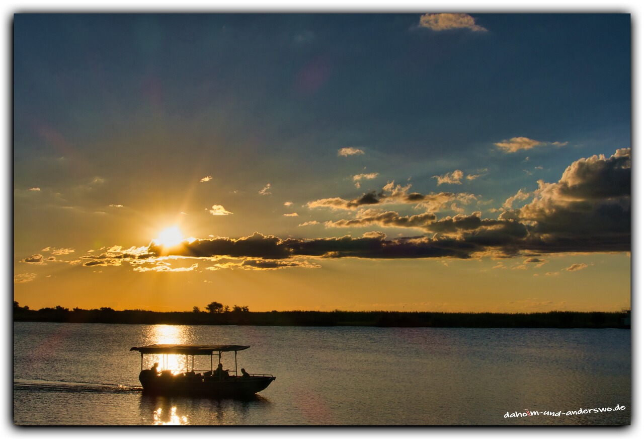 chobe river-sundowner-botswana 03