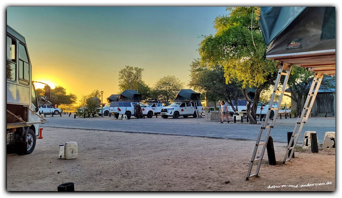 etosha namibia okaukuejo camping fruehstueck 02