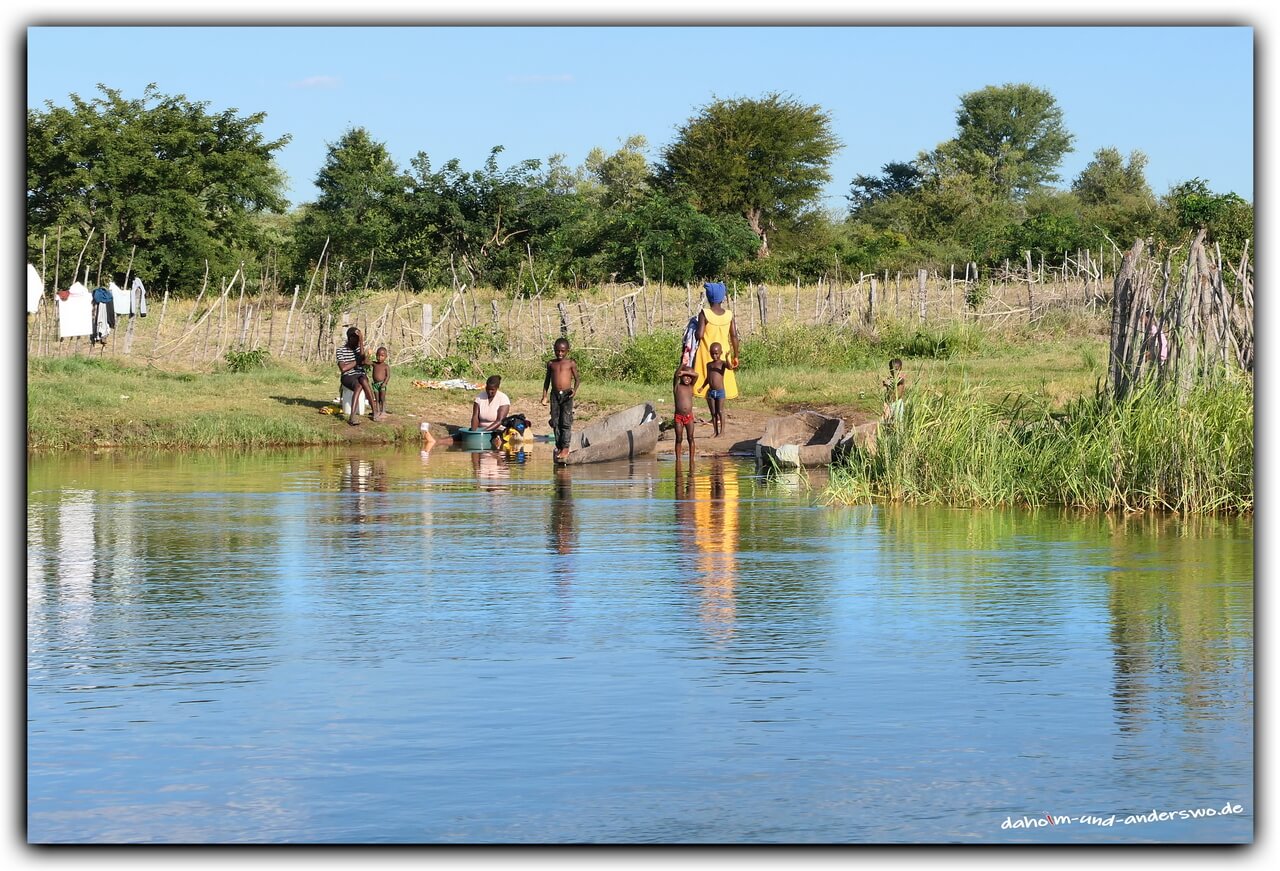 okovango namibia waschen am fluss 01