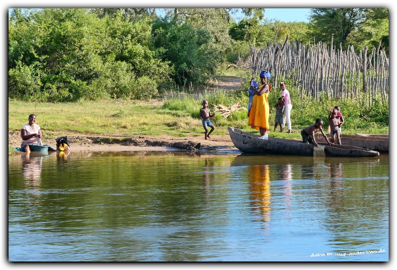 okovango namibia waschen am fluss 04