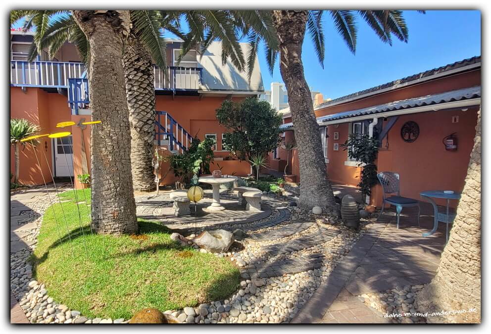 Namibia swakopmund hotel garten 01