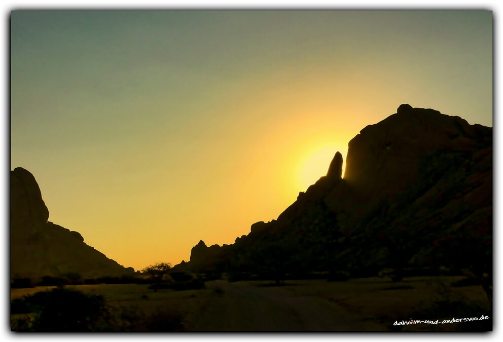 spitzkoppe namibia camping sundowner 02