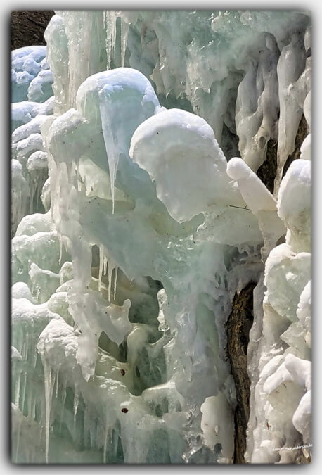 eis kalt bizzar skulpur eiszapfen 02