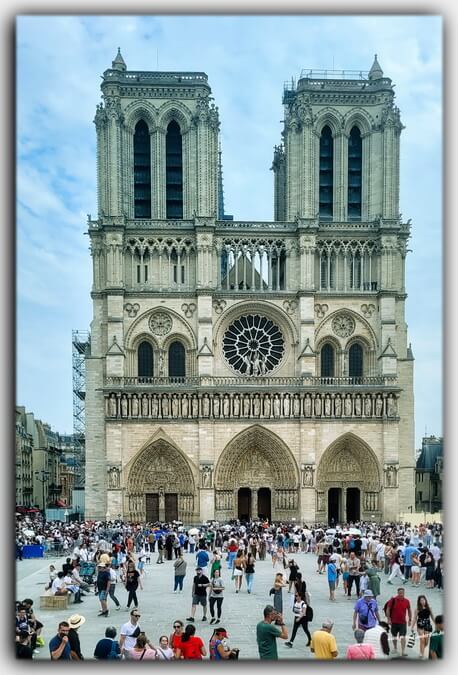 notre dame paris kathedrale fenster turm 01