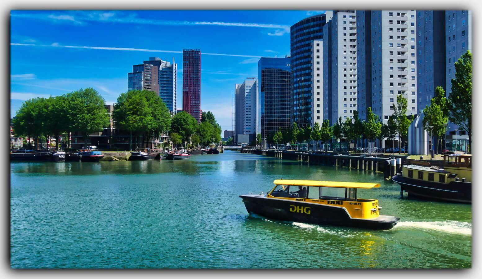Rotterdam Wassertaxi Boot Holland Nordsee Niederlande 03